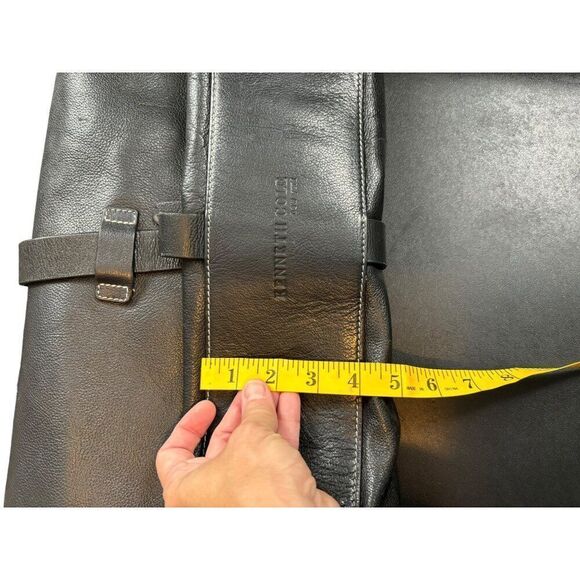 Kenneth Cole Black Leather Messenger Bag - Adjustable Strap - 16" x 12" - Picture 4 of 15